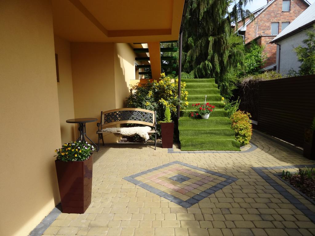 Dom Goscinny Przedmiescie Kielce Exterior foto